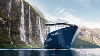 <i>Mein Schiff 4</i>